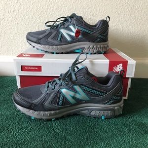 Never worn New Balance response 1.0